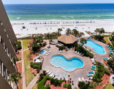 “Serendipity” Summerhouse Condos 2 bedroom 2 bath Beach Front