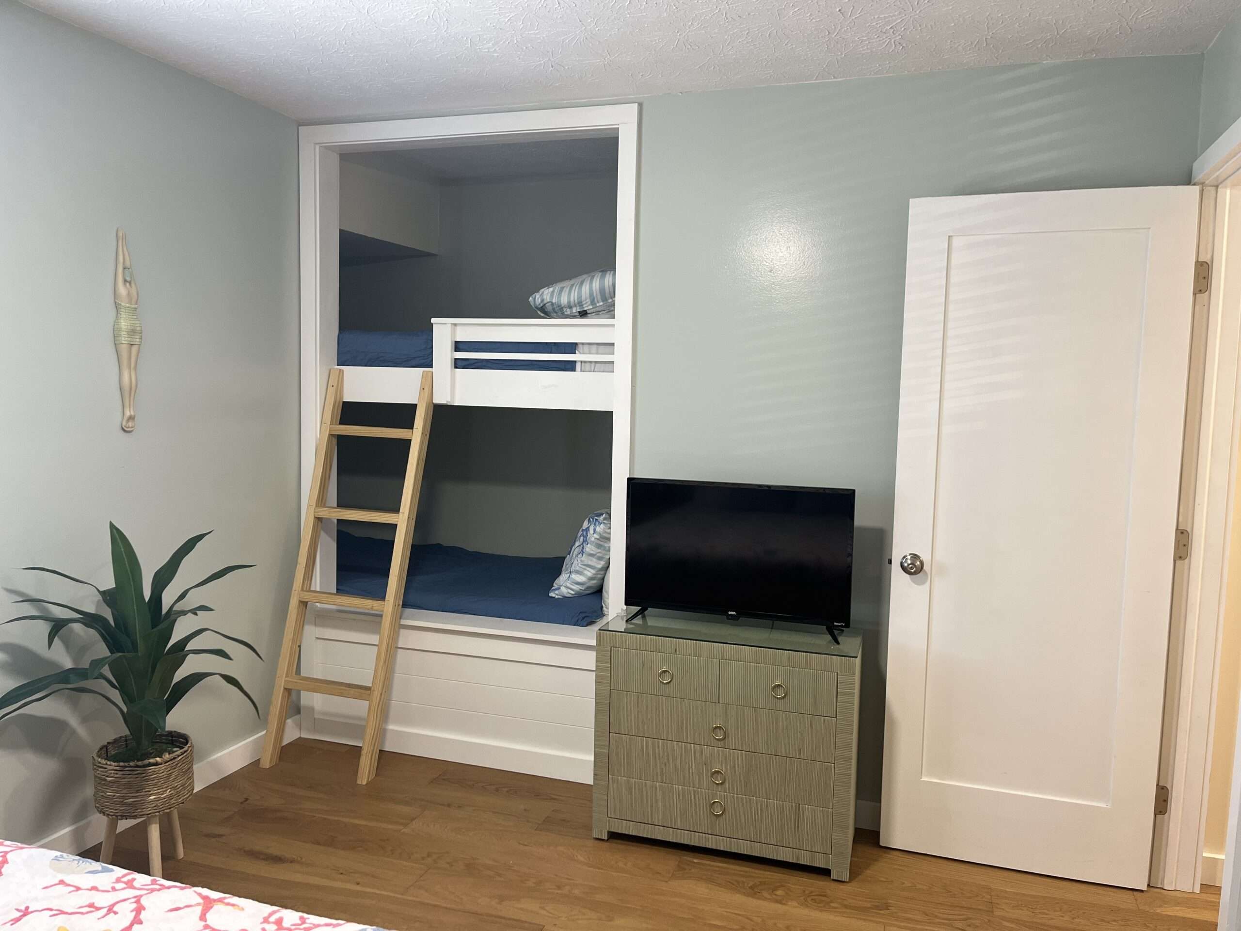 Remodeled Gulf Highlands Beach Fun – Sleeps 8! 2 bed & 2 1/2 bath