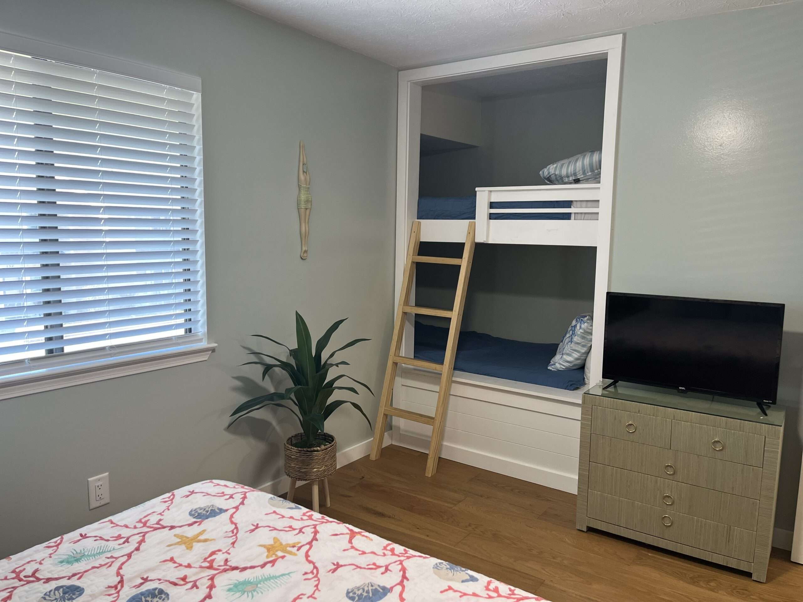 Remodeled Gulf Highlands Beach Fun – Sleeps 8! 2 bed & 2 1/2 bath